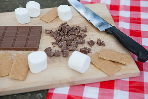 Rebecca-Cooper-Post-1-Skillet-Smores-Dip-Recipe-3